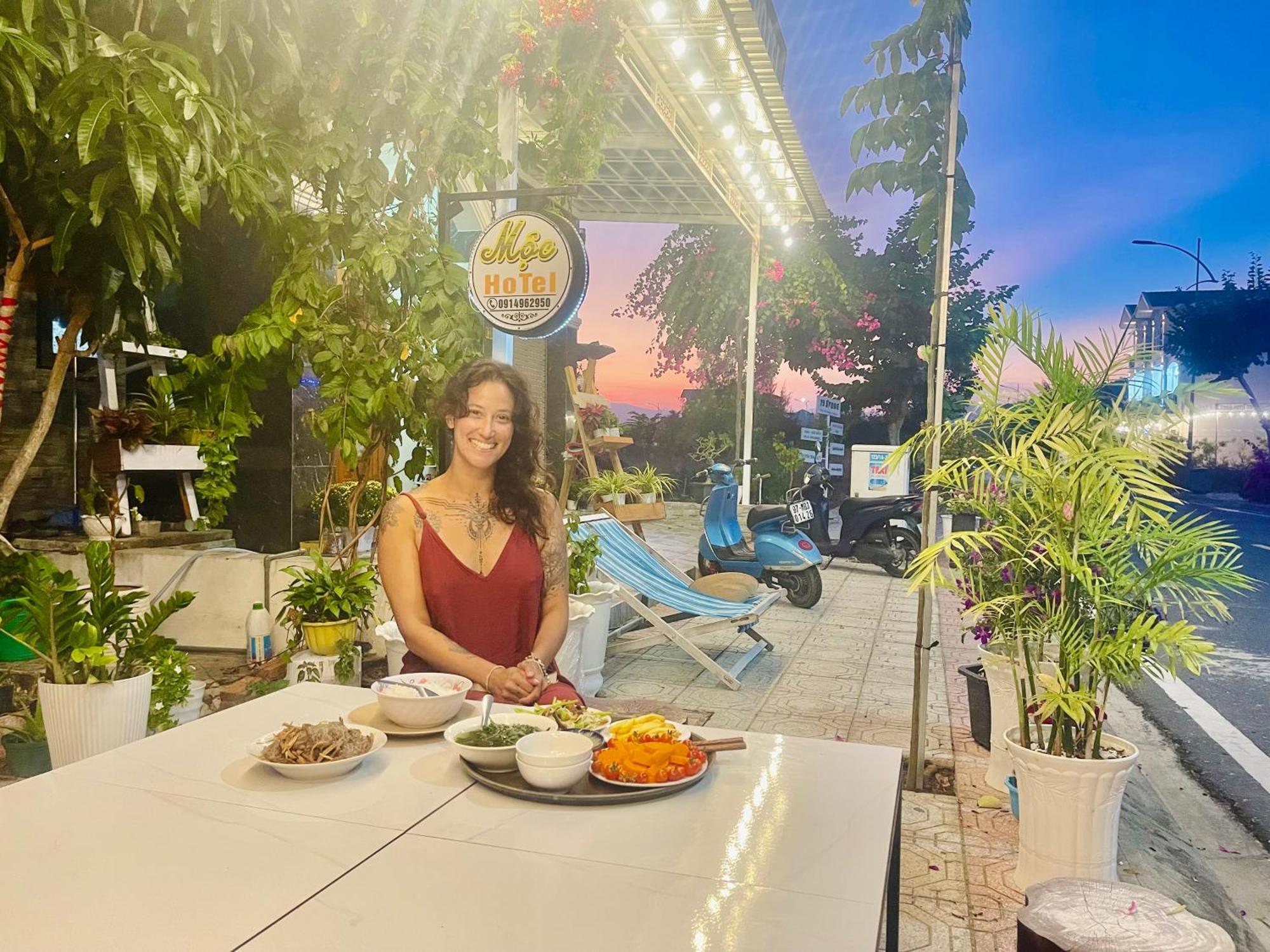 Moc Homestay- Near Bai Dai Beach Cam Lam Exteriér fotografie